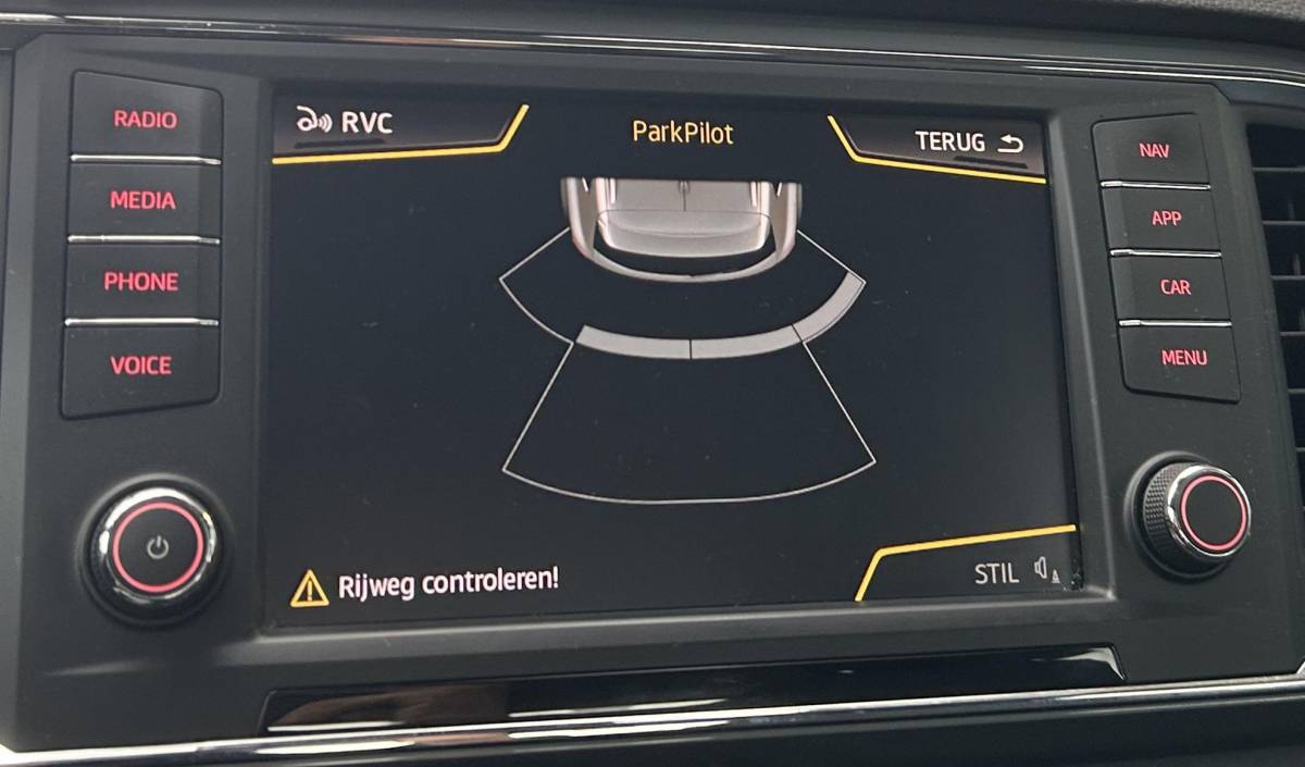 SEAT Ateca SEAT Ateca 1.4 EcoTSI Style 150PK | Van de Seat Dealer | Dealeronderhouden | Nette Staat | Trekhaak | 1800KG Trekgewicht  | Standkachel | Achteruitrijcamera | Stoelverwarming | Voorruitverwarming | Navigatie | Climate Control | Cruise Control | DAB+ | 2 Sleutels |