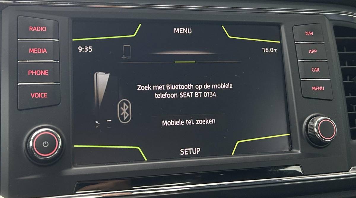SEAT Ateca SEAT Ateca 1.4 EcoTSI Style 150PK | Van de Seat Dealer | Dealeronderhouden | Nette Staat | Trekhaak | 1800KG Trekgewicht  | Standkachel | Achteruitrijcamera | Stoelverwarming | Voorruitverwarming | Navigatie | Climate Control | Cruise Control | DAB+ | 2 Sleutels |