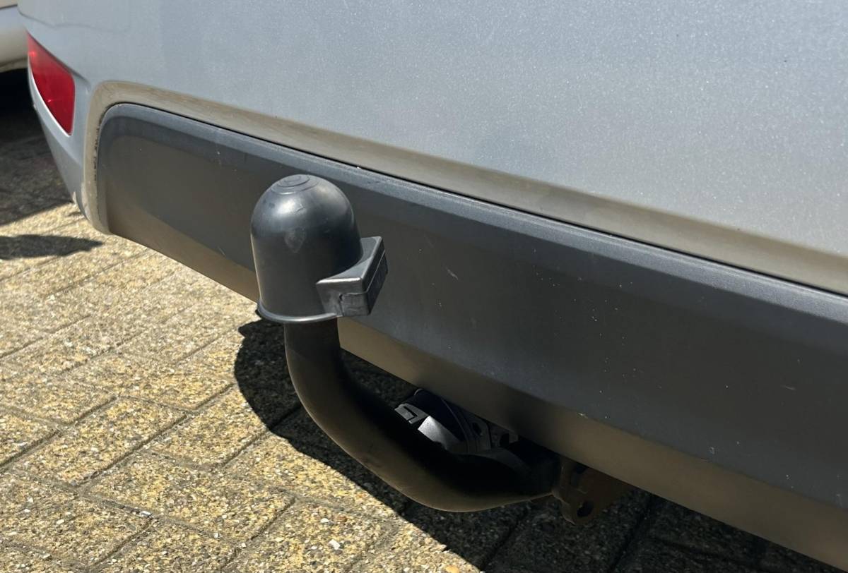 Hyundai ix20 Hyundai ix20 1.6i i-Catcher 125PK | PANO | NL AUTO | Onderhoudshistorie | Lederen Bekleding | Trekhaak | Achteruitrijcamera | Navigatie | Cruise Control | Climate Control | 2 Sleutels |