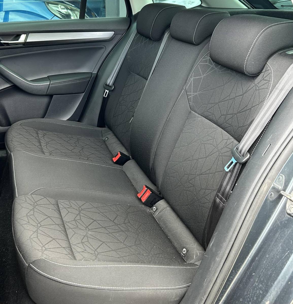 Škoda Rapid Skoda Rapid Spaceback 1.0 TSI Greentech Clever 95PK | ZEER NETTE STAAT | NL AUTO | NAP | Panoramadak | Stoelverwarming | Parkeersensoren | Navigatie | Armsteun | Climate Control | Cruise Control | 2 Sleutels |