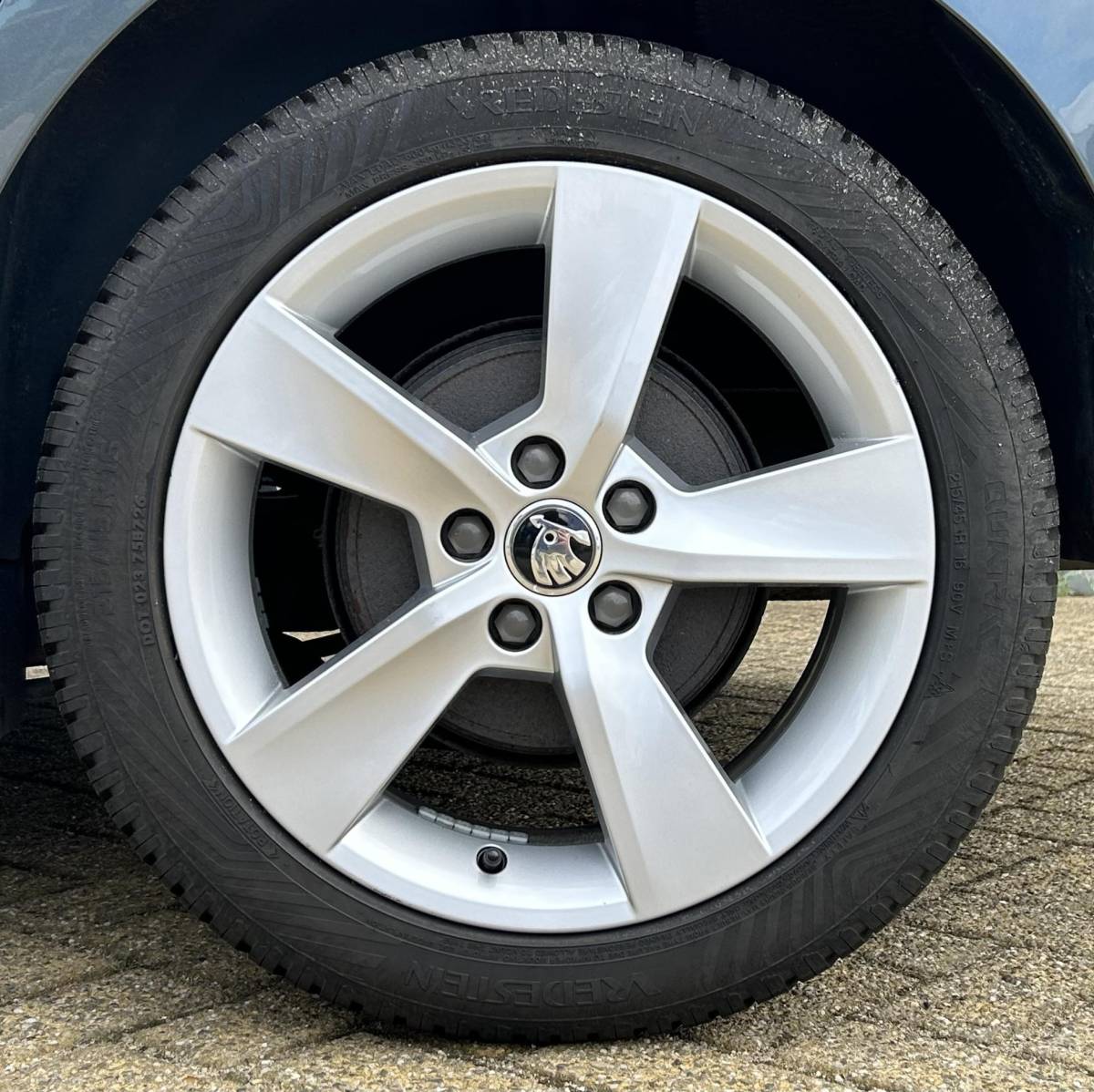 Škoda Rapid Skoda Rapid Spaceback 1.0 TSI Greentech Clever 95PK | ZEER NETTE STAAT | NL AUTO | NAP | Panoramadak | Stoelverwarming | Parkeersensoren | Navigatie | Armsteun | Climate Control | Cruise Control | 2 Sleutels |