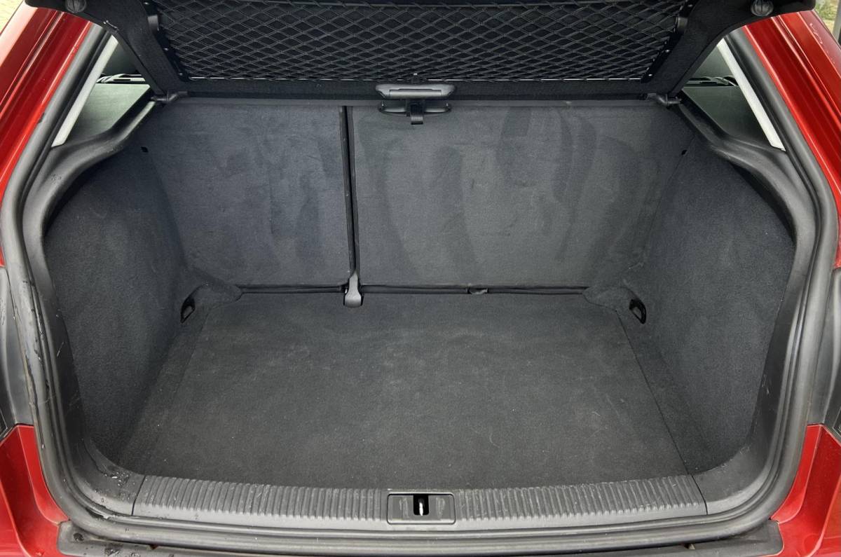 Audi A3 Audi A3 1.8 TFSI Ambition Pro Line Business 160PK | UNIEK | Lage KM stand voor een liefhebber! | Van de Audi Dealer | Nette Staat | Luxe Sport Stoelen | Sportonderstel | Xenon | Armsteun | Parkeersensoren Voor en Achter | Climate Control | Cruise Control | 2 Sleutels |