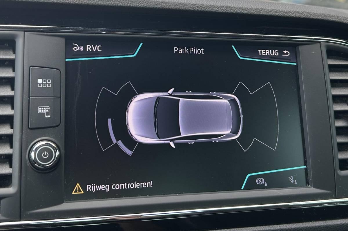 SEAT Leon SEAT Leon 1.5 TSI FR Business Intense 150PK | NL AUTO | 2e Eigenaar | NAP | Virtual Cockpit | Led Koplampen | Achteruitrijcamera | Adaptive Cruise Control | Navigatie | 17 Inch Lichtmetalen Velgen | Carplay | Navigatie | Parkeersensoren Voor en Achter |