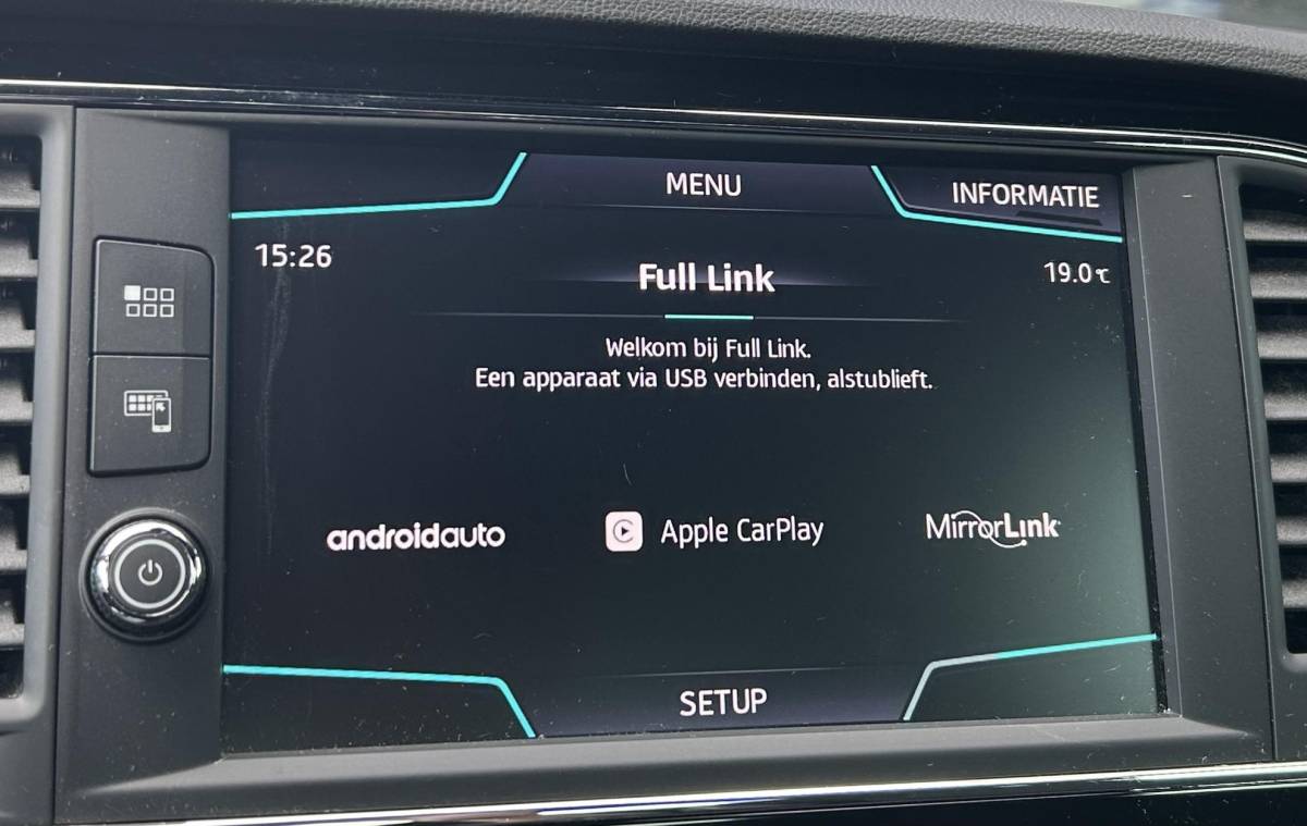 SEAT Leon SEAT Leon 1.5 TSI FR Business Intense 150PK | NL AUTO | 2e Eigenaar | NAP | Virtual Cockpit | Led Koplampen | Achteruitrijcamera | Adaptive Cruise Control | Navigatie | 17 Inch Lichtmetalen Velgen | Carplay | Navigatie | Parkeersensoren Voor en Achter |