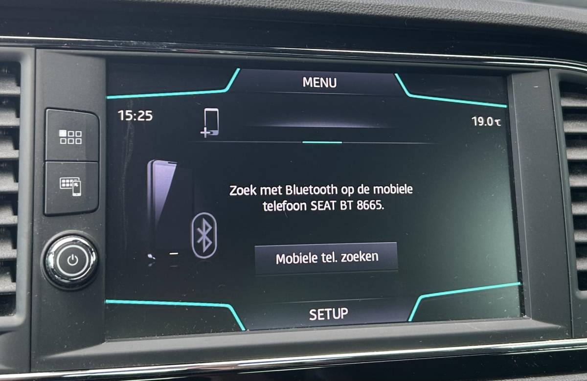 SEAT Leon SEAT Leon 1.5 TSI FR Business Intense 150PK | NL AUTO | 2e Eigenaar | NAP | Virtual Cockpit | Led Koplampen | Achteruitrijcamera | Adaptive Cruise Control | Navigatie | 17 Inch Lichtmetalen Velgen | Carplay | Navigatie | Parkeersensoren Voor en Achter |