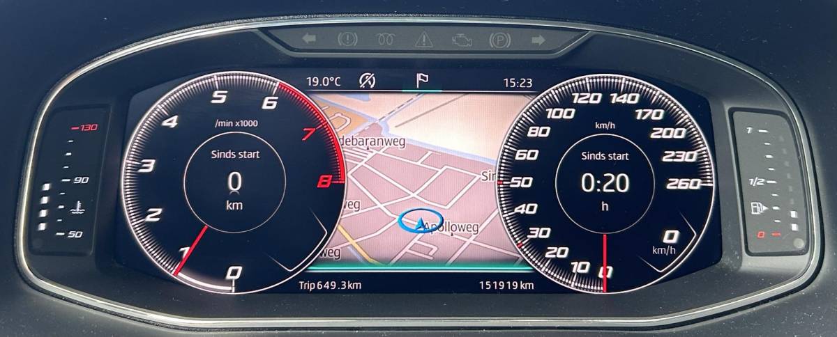 SEAT Leon SEAT Leon 1.5 TSI FR Business Intense 150PK | NL AUTO | 2e Eigenaar | NAP | Virtual Cockpit | Led Koplampen | Achteruitrijcamera | Adaptive Cruise Control | Navigatie | 17 Inch Lichtmetalen Velgen | Carplay | Navigatie | Parkeersensoren Voor en Achter |