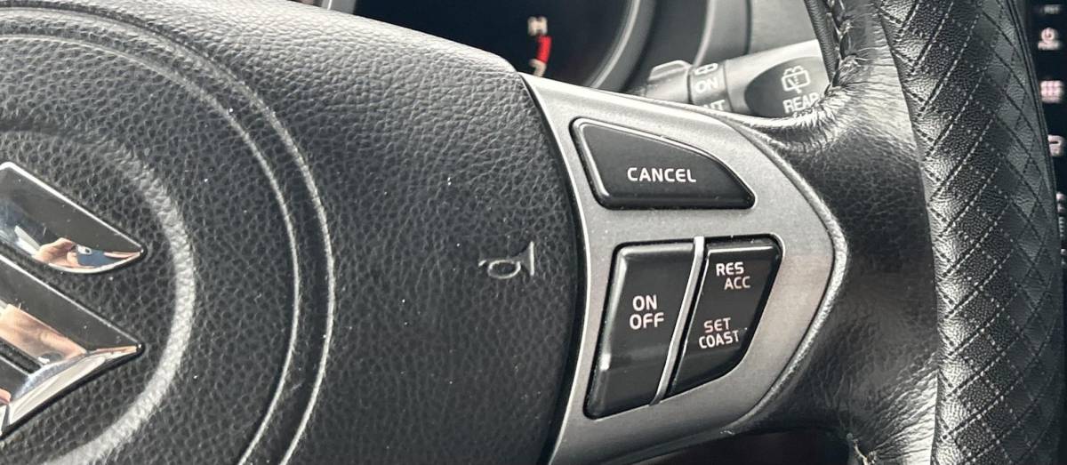 Suzuki Grand Vitara Suzuki Grand Vitara 2.4 High Executive 169PK | UNIEK! | AWD | 4WD | 2026 Nieuw Motor bij de Dealer! | Nieuwe LUXE Veren | Afneembare Trekhaak | Automaat | Imperial | Achteruitrijcamera | Lederen Bekleding | Keyless Entry | Keyless Start | Apple Carplay | Andriod Auto | Stoelverwarming | Climate Control | Airco |