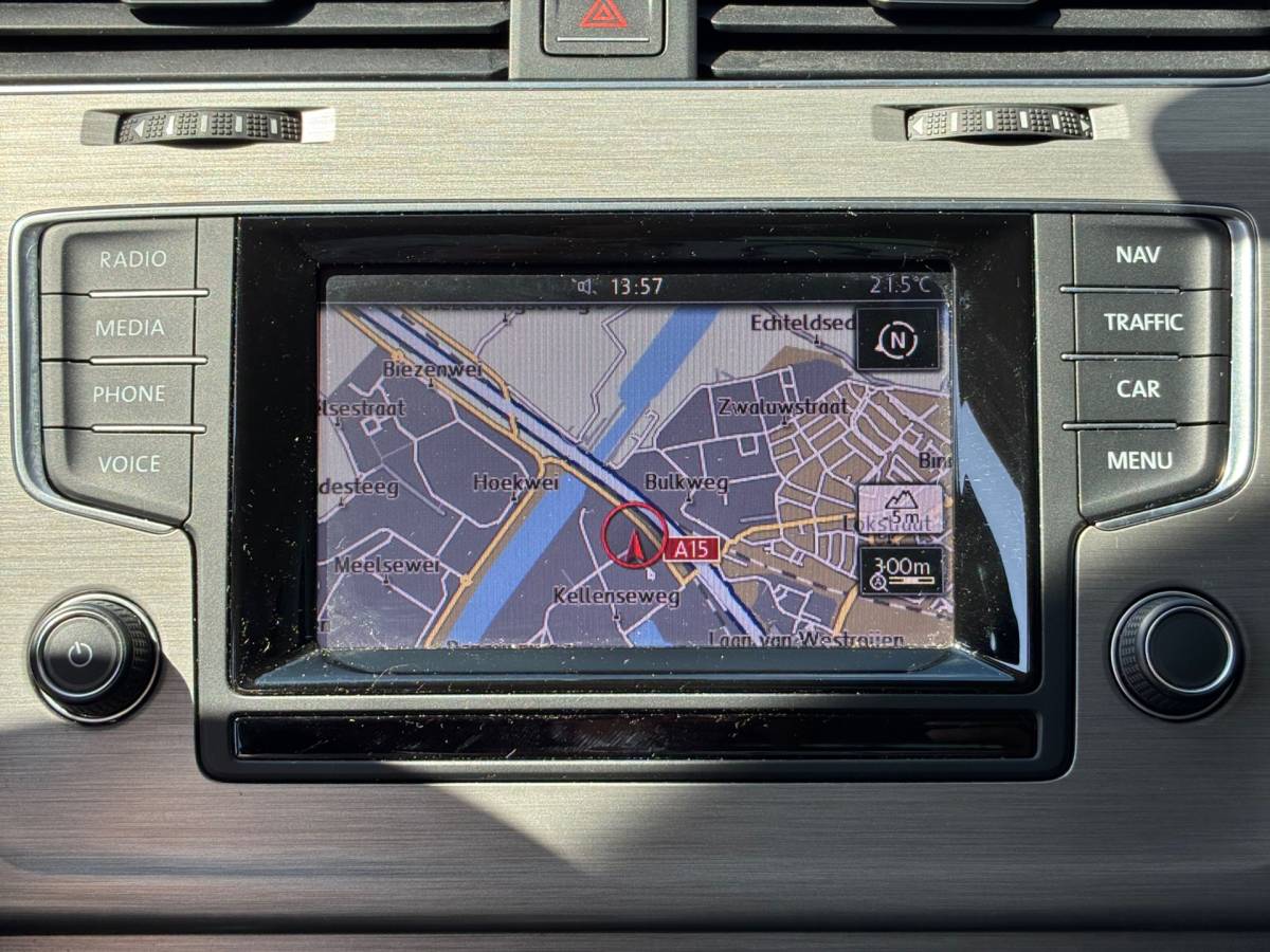 Volkswagen Golf Volkswagen Golf 1.2 TSI Highline|Automaat|Camera|Navigatie|CruiseControl|Climatronic|PDC|