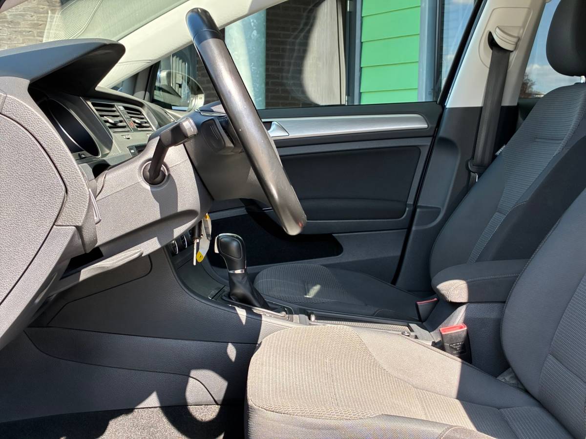 Volkswagen Golf Volkswagen Golf 1.2 TSI Highline|Automaat|Camera|Navigatie|CruiseControl|Climatronic|PDC|