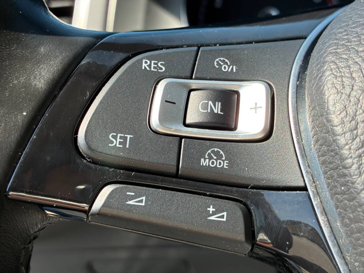 Volkswagen Golf Volkswagen Golf 1.2 TSI Highline|Automaat|Camera|Navigatie|CruiseControl|Climatronic|PDC|