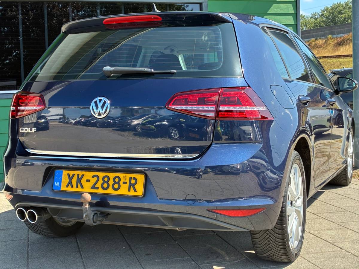 Volkswagen Golf Volkswagen Golf 1.2 TSI Highline|Automaat|Camera|Navigatie|CruiseControl|Climatronic|PDC|