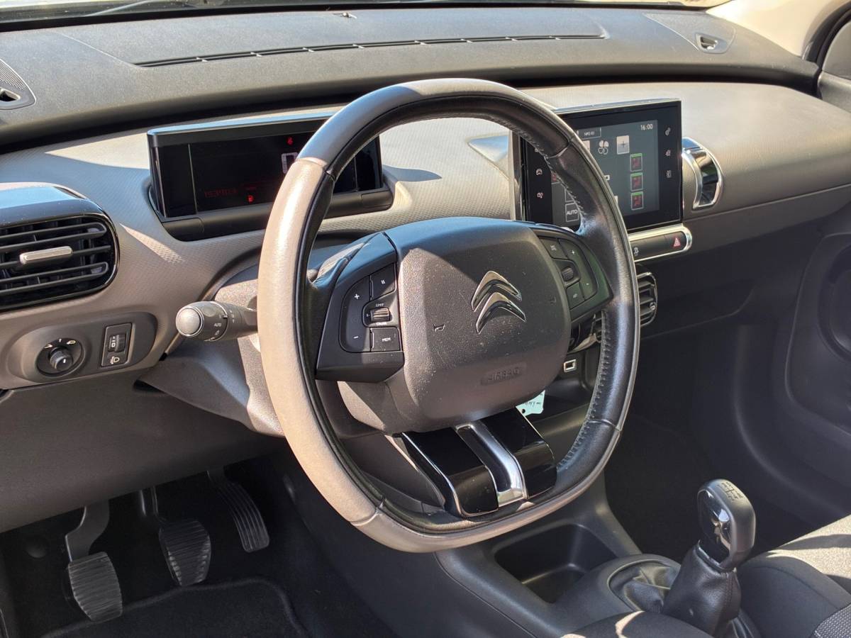 Citroën C4 Cactus Citroen C4 Cactus 1.2 PureTech Business|2e Eigenaar|D-riem v.v.|Camera|CruiseControl|Climatronic|Trekhaak|