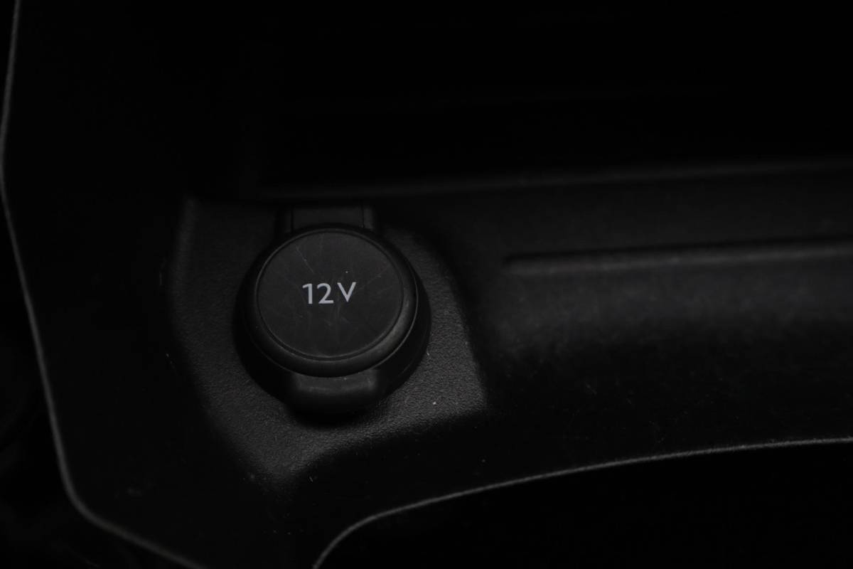 Peugeot 2008 Peugeot 2008 1.2 Hybrid 145 GT Navigatie | Camera achter | Automaat