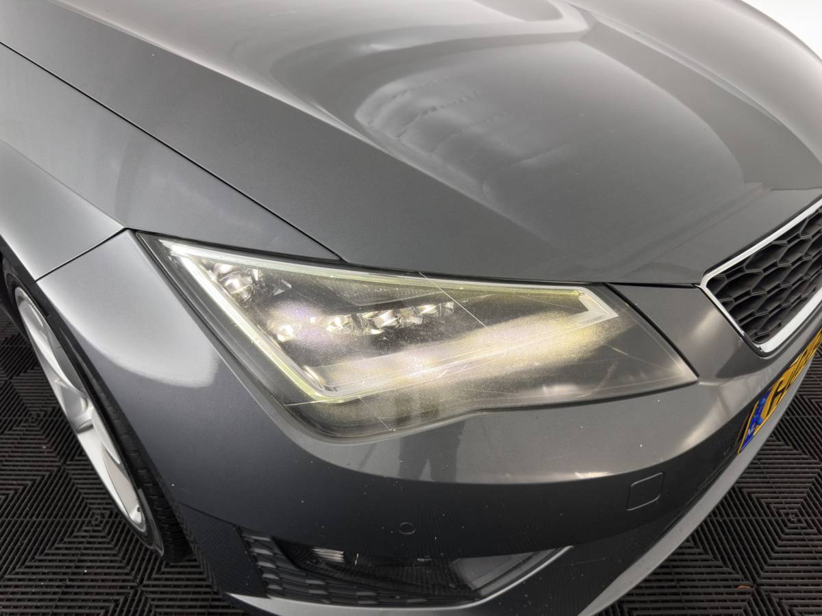 SEAT Leon SEAT Leon ST 1.4 EcoTSI FR Connect (INCL-BTW) *LEATHER-FABRIC | FULL-LED | NAVI-FULLMAP | SPORTSEATS | CAMERA | PRIVACY-GLASS | ECC | PDC | AMBIENTLIGHT | CRUISE | TOWBAR | 17”ALU*