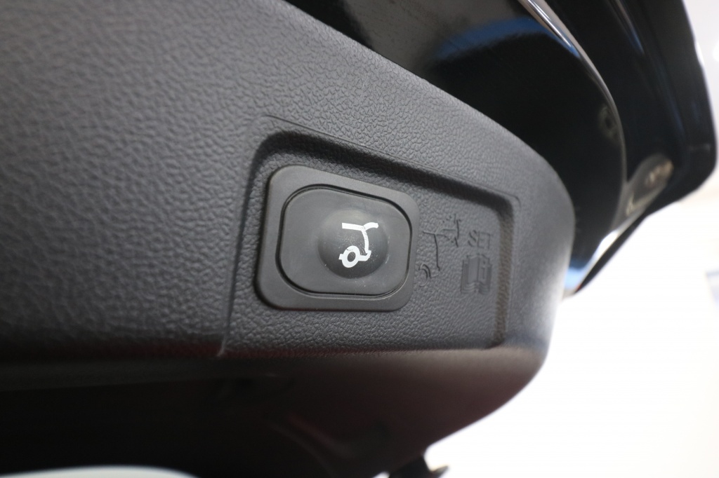 Ford Puma Ford Puma 1.0 EcoBoost Hybrid ST-Line (Automaat)