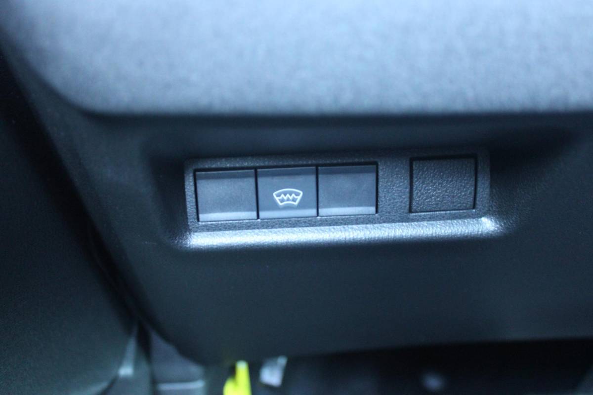 Alfa Romeo Junior Alfa Romeo Junior 1.2 145PK IBRIDA SPECIALE | PANORAMA SCHUIF/KANTEL DAK | TECHNO PACK: LED MATRIX KOPLAMPEN/AUTOMATISCH DIMMENDE BINNENSPIEGEL/DRAADLOZE TELEFOONLADER/ELEKTRISCH VERSTELBARE EN VERWARMBARE ZIJSPIEGELS MET DODEHOEK DETECTIE, ELEKTRISCH INKLAPBAAR/NAVIGATIE/HANDS-FREE ACHTERKLEP/KEYLESS ENTRY/USB TYPE C/ADAPTIVE CRUISE CONTROL MET LANE CENTERING EN FILE-ASSISTENT/ACHTERUITRIJ CAMERA MET DYNAMISCHE RIJLIJNEN/AUDIOSYSTEEM MET 6 SPEAKERS | PREMIUM PACK: “SPIGA” STOFFEN/ECOLEDER BEKLEDING MET RODE ACCENTEN – 6-VOUDIG ELEKTRISCH VERSTELBARE BESTUURDERSSTOEL, 6-VOUDIG VERSTELBARE PASSAGIERSSTOEL/VERWARMBARE VOORSTOELEN/LEDEREN STUURWIEL/AMBIENT LIGHT/INTERIEURVERLICHTING VOOR EN ACHTER MET LED TOUCH/DONKERE GETINTE ACHTERRUITEN/HOOGGLAS ZWARTE BODYKIT MET RODE ACCENTEN | 18″ LICHTMETALEN VELGEN “PETALI” | DRAADLOZE APPLE CARPLAY/ANDROID AUTO |