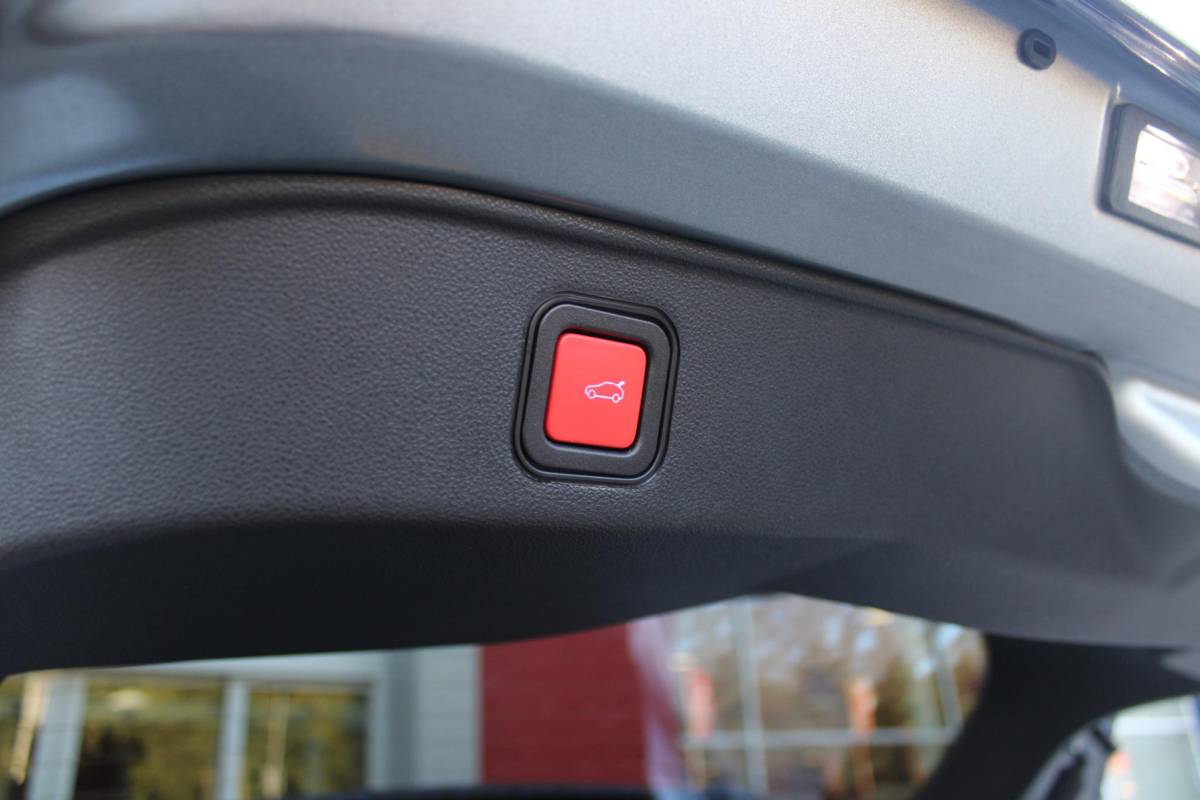 Alfa Romeo Junior Alfa Romeo Junior 1.2 145PK IBRIDA SPECIALE | PANORAMA SCHUIF/KANTEL DAK | TECHNO PACK: LED MATRIX KOPLAMPEN/AUTOMATISCH DIMMENDE BINNENSPIEGEL/DRAADLOZE TELEFOONLADER/ELEKTRISCH VERSTELBARE EN VERWARMBARE ZIJSPIEGELS MET DODEHOEK DETECTIE, ELEKTRISCH INKLAPBAAR/NAVIGATIE/HANDS-FREE ACHTERKLEP/KEYLESS ENTRY/USB TYPE C/ADAPTIVE CRUISE CONTROL MET LANE CENTERING EN FILE-ASSISTENT/ACHTERUITRIJ CAMERA MET DYNAMISCHE RIJLIJNEN/AUDIOSYSTEEM MET 6 SPEAKERS | PREMIUM PACK: “SPIGA” STOFFEN/ECOLEDER BEKLEDING MET RODE ACCENTEN – 6-VOUDIG ELEKTRISCH VERSTELBARE BESTUURDERSSTOEL, 6-VOUDIG VERSTELBARE PASSAGIERSSTOEL/VERWARMBARE VOORSTOELEN/LEDEREN STUURWIEL/AMBIENT LIGHT/INTERIEURVERLICHTING VOOR EN ACHTER MET LED TOUCH/DONKERE GETINTE ACHTERRUITEN/HOOGGLAS ZWARTE BODYKIT MET RODE ACCENTEN | 18″ LICHTMETALEN VELGEN “PETALI” | DRAADLOZE APPLE CARPLAY/ANDROID AUTO |