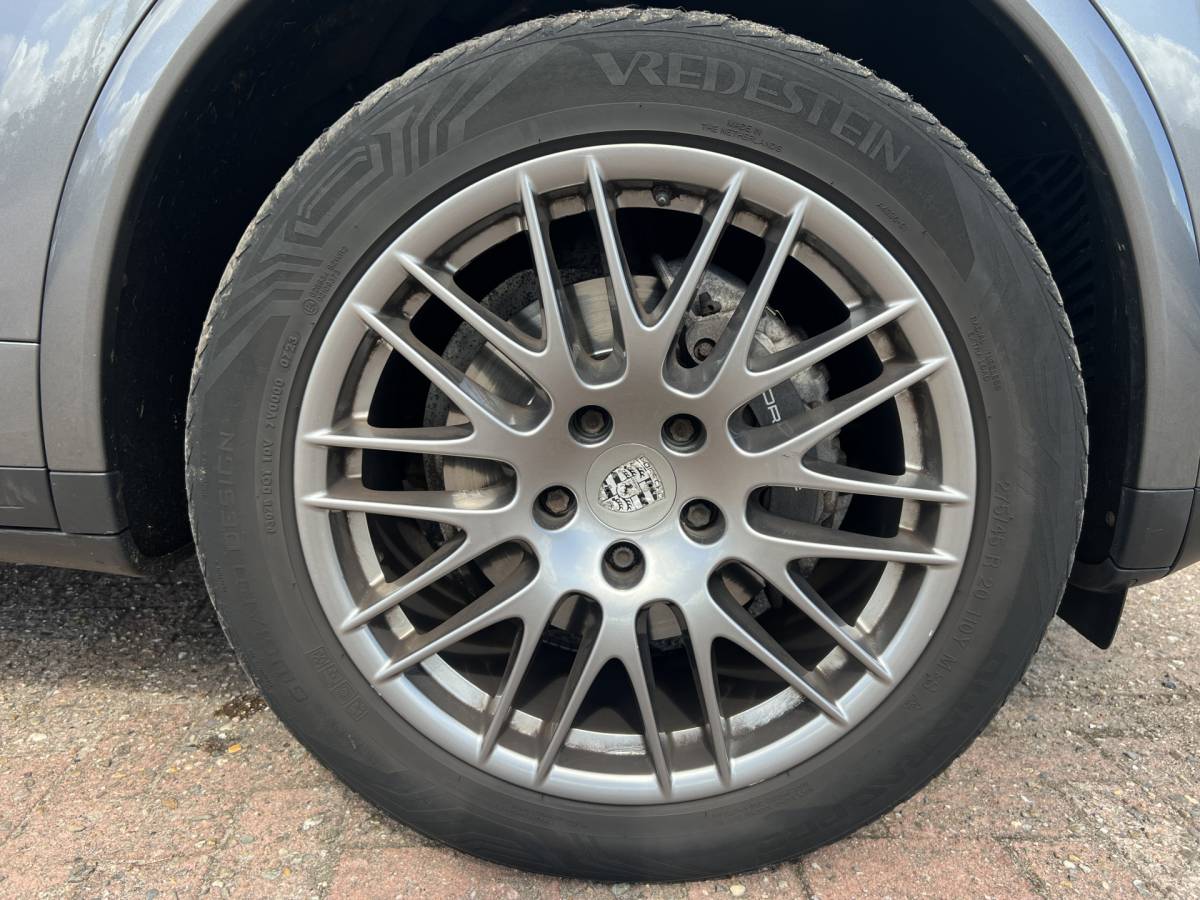 Porsche Cayenne Porsche Cayenne 3.0 D (3800 REST BPM)
