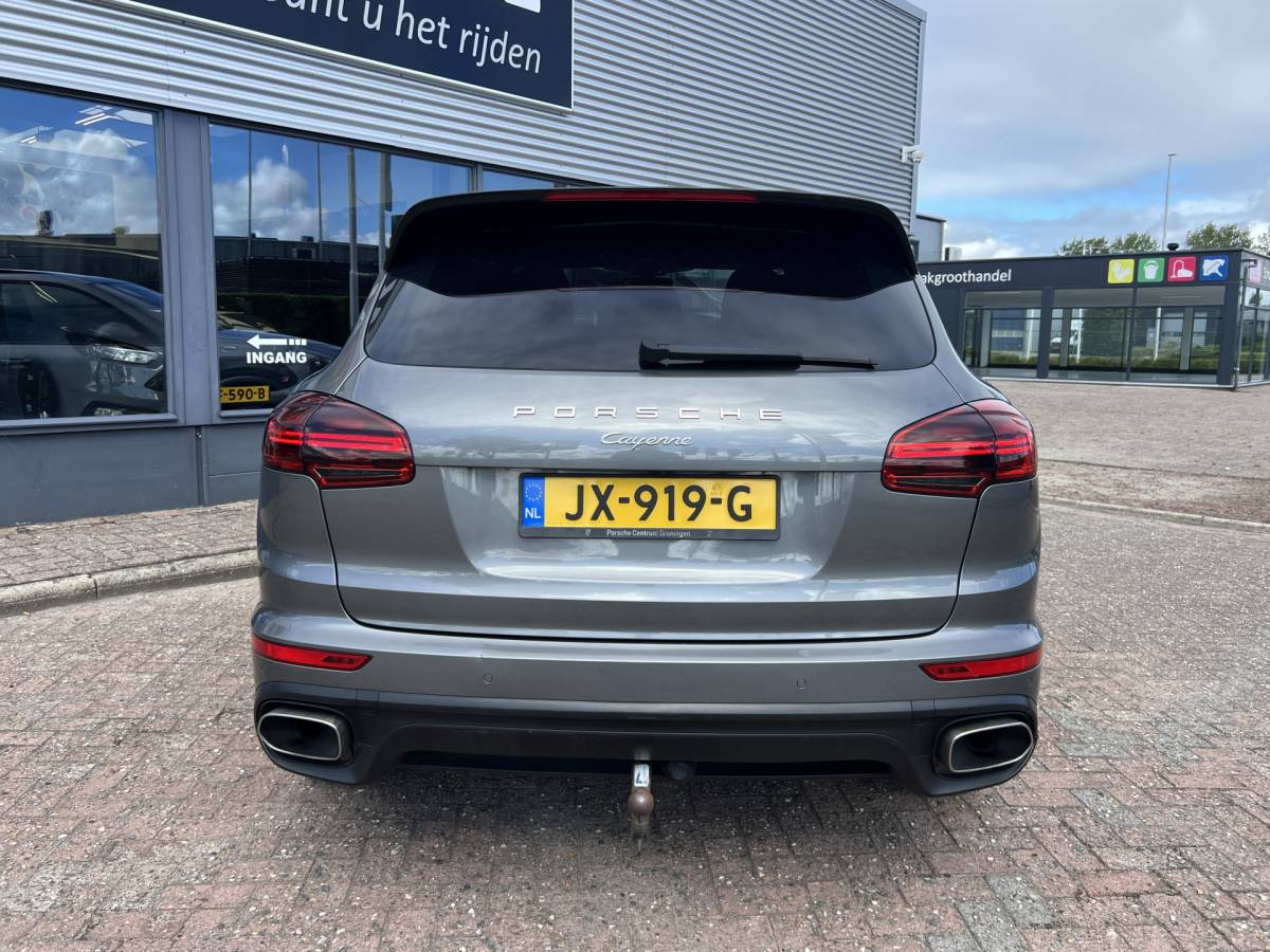 Porsche Cayenne Porsche Cayenne 3.0 D (3800 REST BPM)