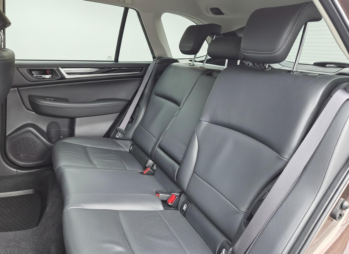 Subaru Outback Subaru Outback 2.5i Premium | Harman/Kardon | Trekhaak | Schuifdak