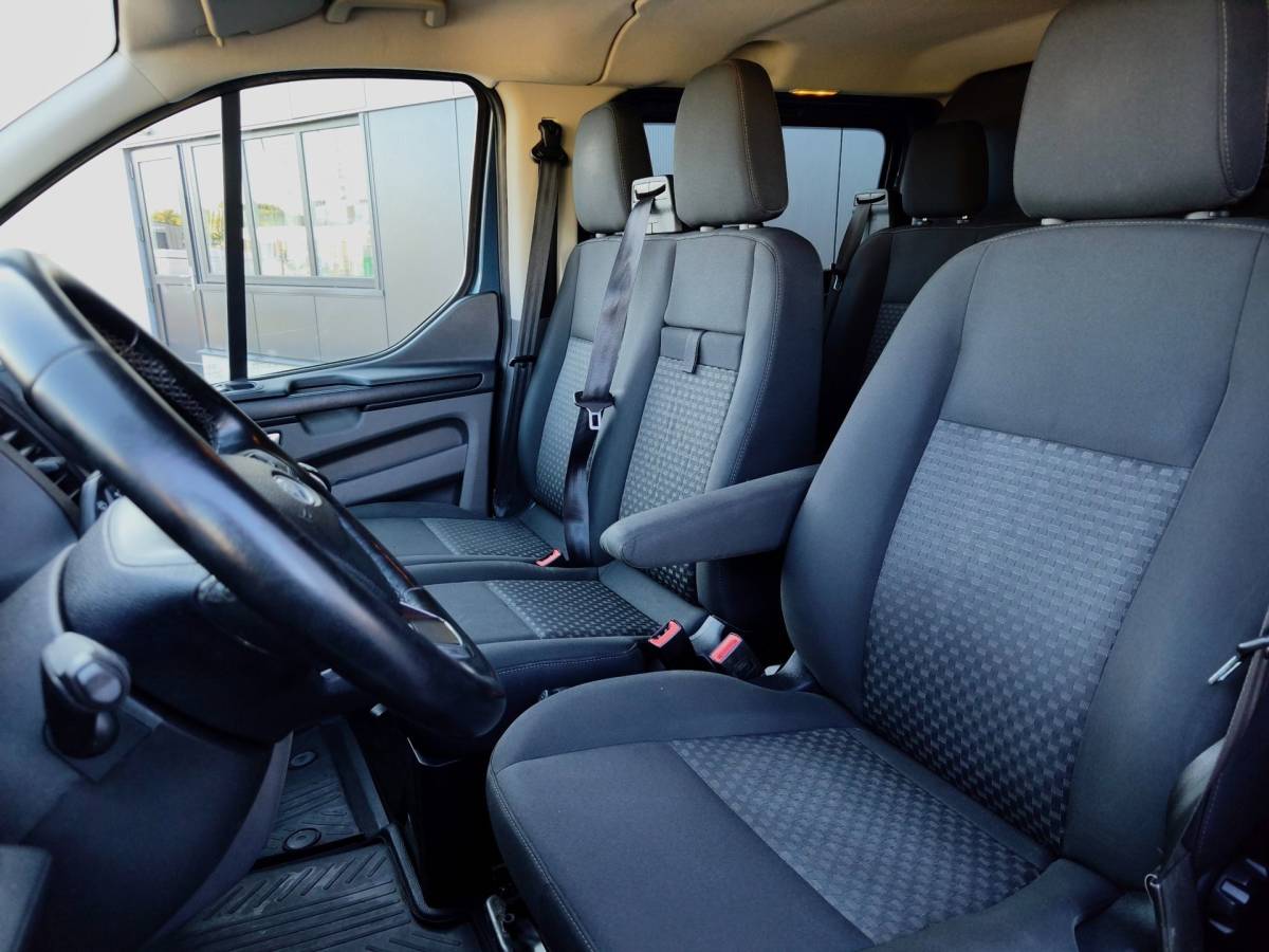Ford Transit Custom Ford Transit Custom 300 2.0 TDCI 6PERS DUBBELE CABINE CRUISE CLIMATE TREKHAAK PDC