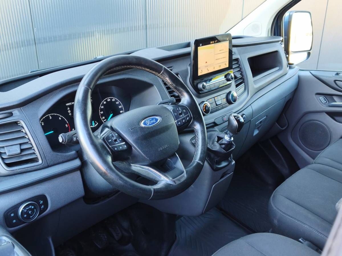 Ford Transit Custom Ford Transit Custom 300 2.0 TDCI 6PERS DUBBELE CABINE CRUISE CLIMATE TREKHAAK PDC