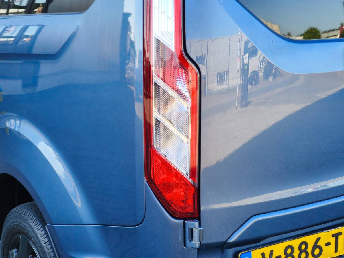 Ford Transit Custom Ford Transit Custom 300 2.0 TDCI 6PERS DUBBELE CABINE CRUISE CLIMATE TREKHAAK PDC