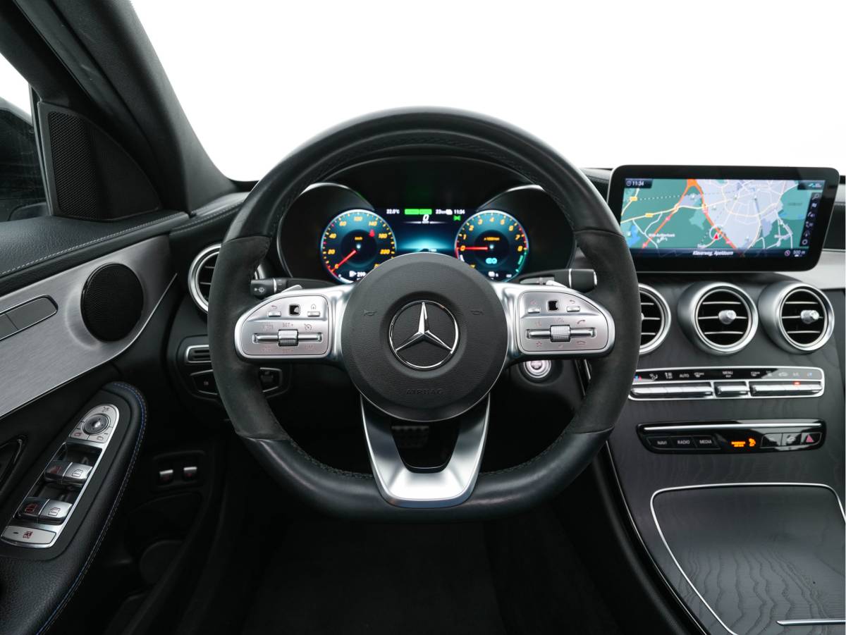 Mercedes-Benz C-Klasse Mercedes-Benz C-klasse 300 e Business Solution AMG Limited Night-Pack (Plug-in) {SoH-94%} (INCL-BTW) Aut. *PANO | LEATHER-MICROFIBRE | MULTIBEAM-LED | TOPVIEW | DIGI-COCKPIT | BLINDSPOT | HEATED-SPORTSEATS | SHIFTPADDLES | NAVI-FULLAMP | PRIVACY-GLASS | PDC | CRUISE | TOWBAR | 18″