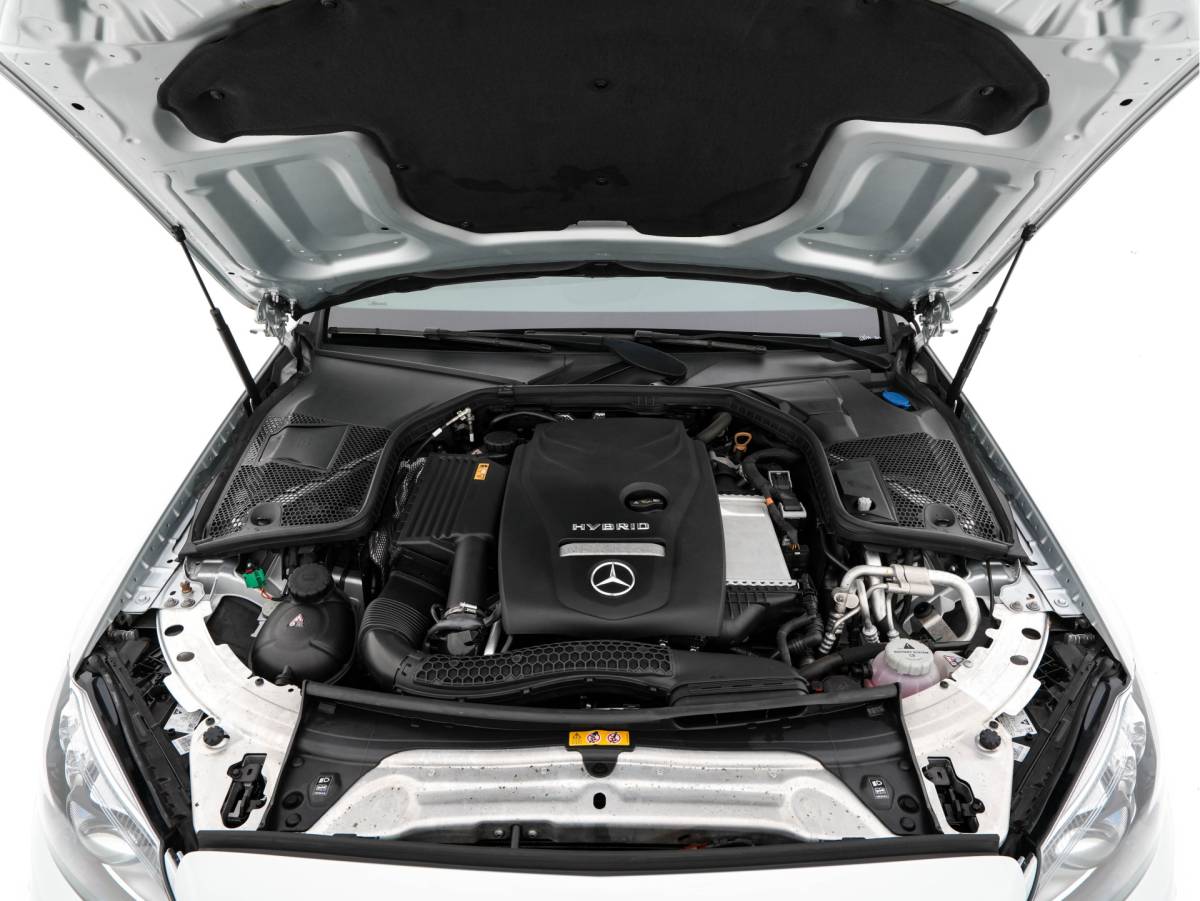 Mercedes-Benz C-Klasse Mercedes-Benz C-klasse 300 e Business Solution AMG Limited Night-Pack (Plug-in) {SoH-94%} (INCL-BTW) Aut. *PANO | LEATHER-MICROFIBRE | MULTIBEAM-LED | TOPVIEW | DIGI-COCKPIT | BLINDSPOT | HEATED-SPORTSEATS | SHIFTPADDLES | NAVI-FULLAMP | PRIVACY-GLASS | PDC | CRUISE | TOWBAR | 18″