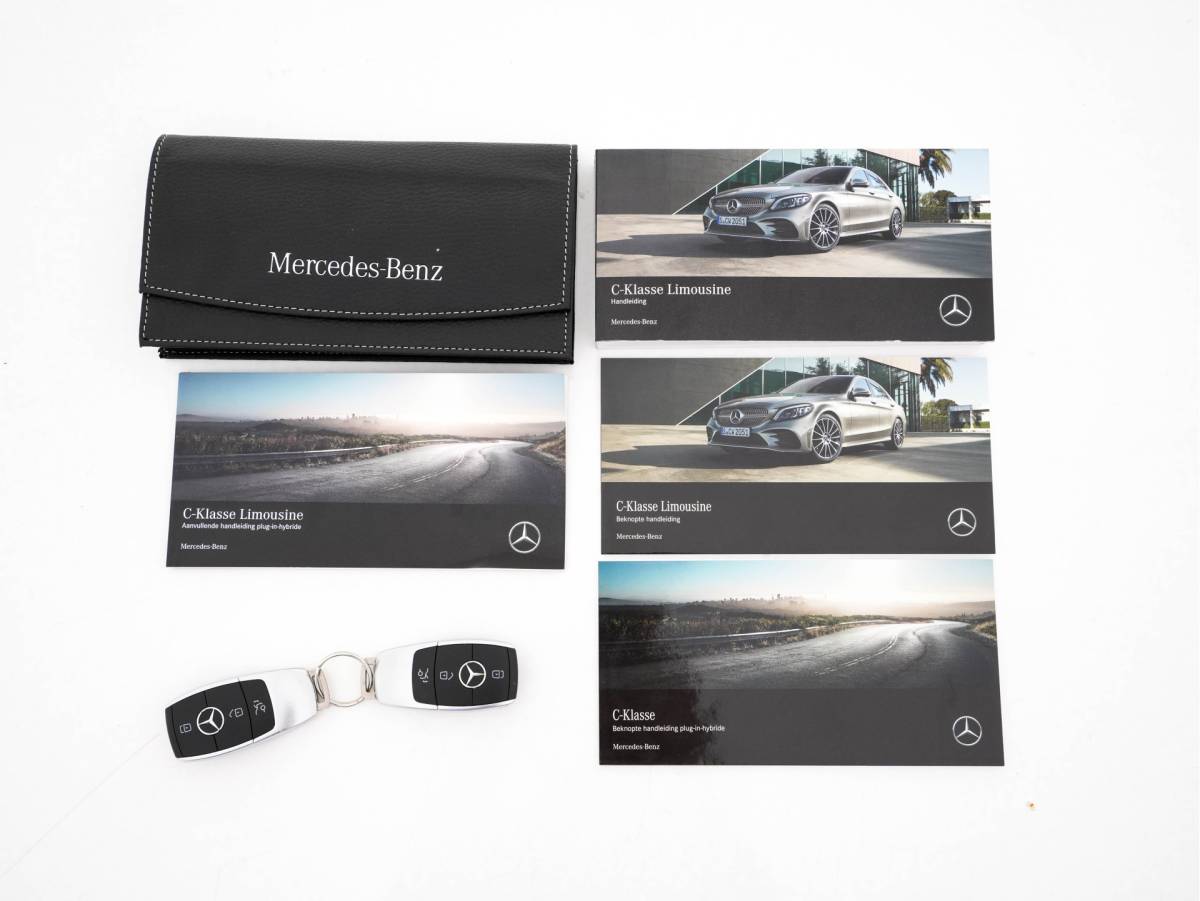 Mercedes-Benz C-Klasse Mercedes-Benz C-klasse 300 e Business Solution AMG Limited Night-Pack (Plug-in) {SoH-94%} (INCL-BTW) Aut. *PANO | LEATHER-MICROFIBRE | MULTIBEAM-LED | TOPVIEW | DIGI-COCKPIT | BLINDSPOT | HEATED-SPORTSEATS | SHIFTPADDLES | NAVI-FULLAMP | PRIVACY-GLASS | PDC | CRUISE | TOWBAR | 18″