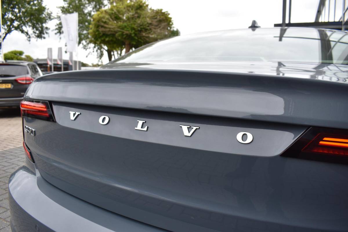 Volvo S90 Volvo S90 2.0 T8 AWD Inscription