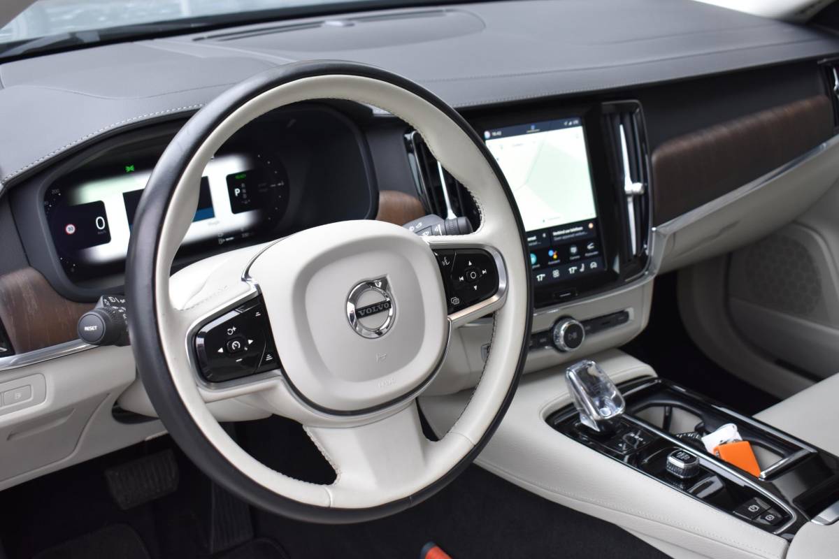 Volvo S90 Volvo S90 2.0 T8 AWD Inscription