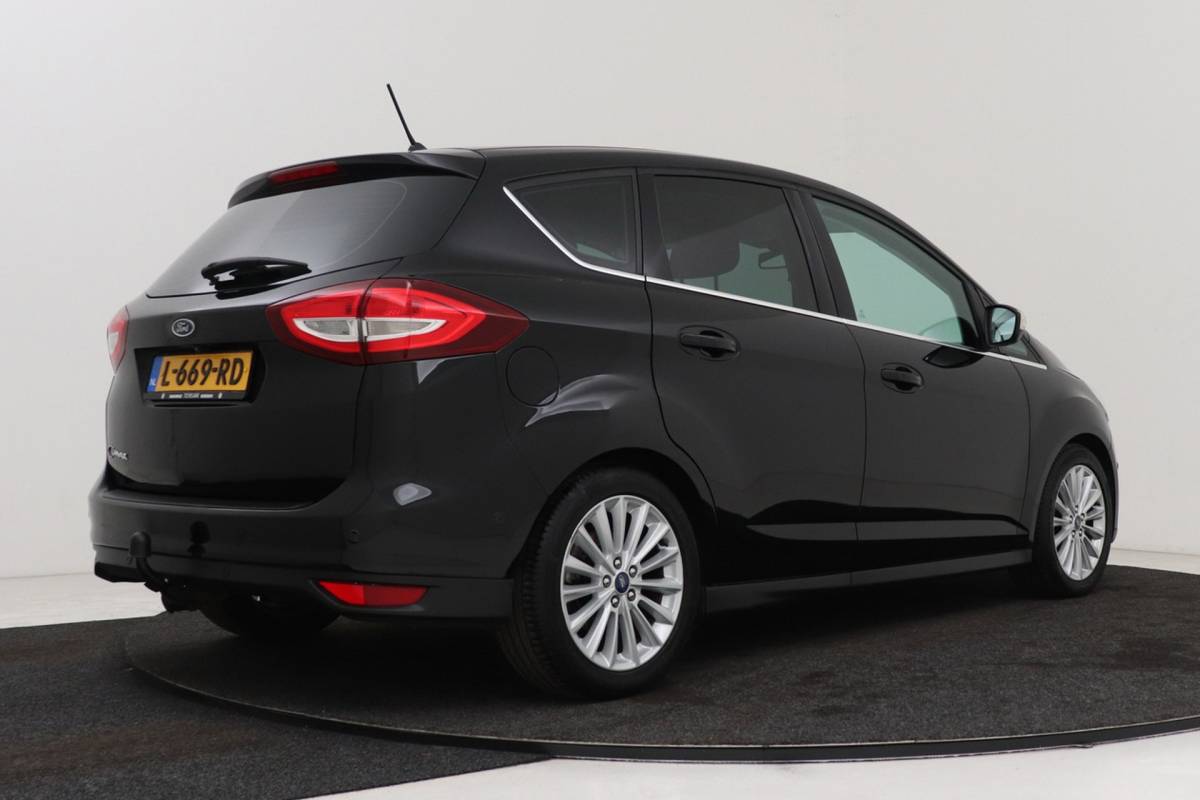 Ford C-MAX Ford C-Max 1.0 Titanium | Trekhaak | CarPlay | Camera | Climate Control | Keyless Entry/Start | Cruise Control |