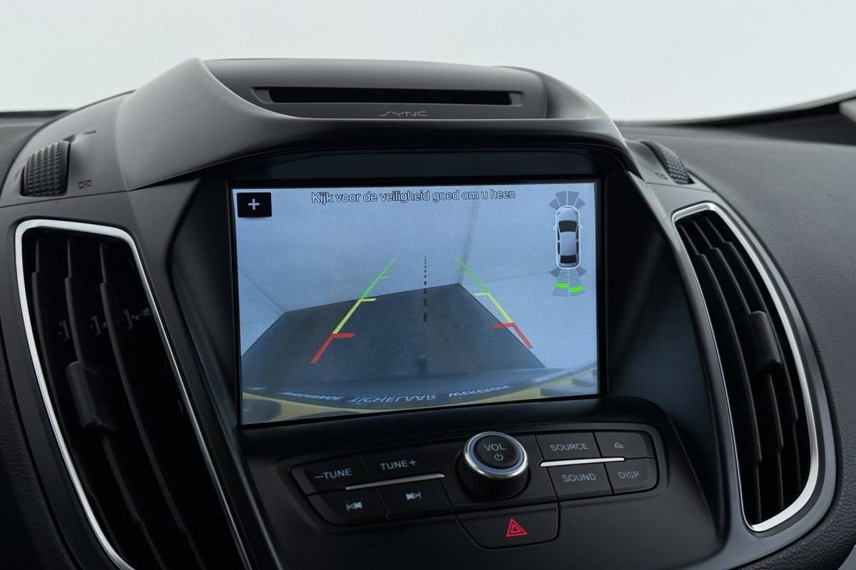 Ford C-MAX Ford C-Max 1.0 Titanium | Trekhaak | CarPlay | Camera | Climate Control | Keyless Entry/Start | Cruise Control |