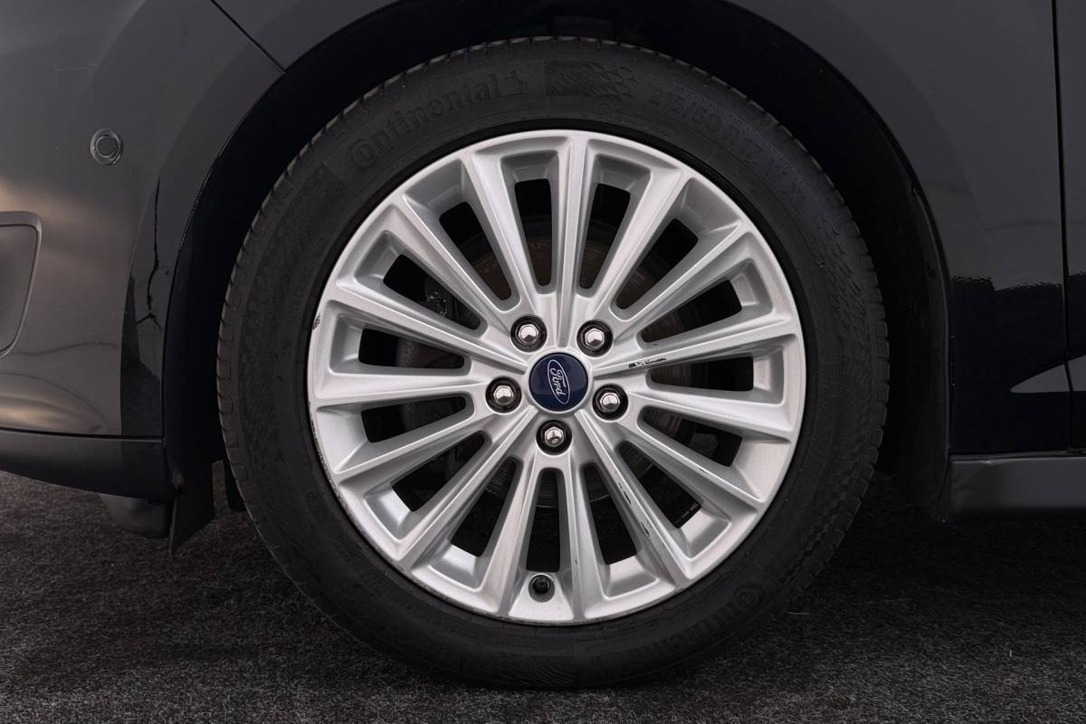 Ford C-MAX Ford C-Max 1.0 Titanium | Trekhaak | CarPlay | Camera | Climate Control | Keyless Entry/Start | Cruise Control |