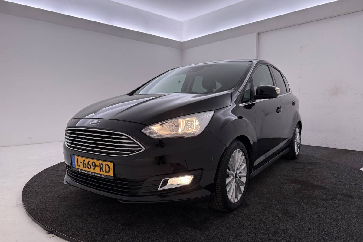 Ford C-MAX Ford C-Max 1.0 Titanium | Trekhaak | CarPlay | Camera | Climate Control | Keyless Entry/Start | Cruise Control |
