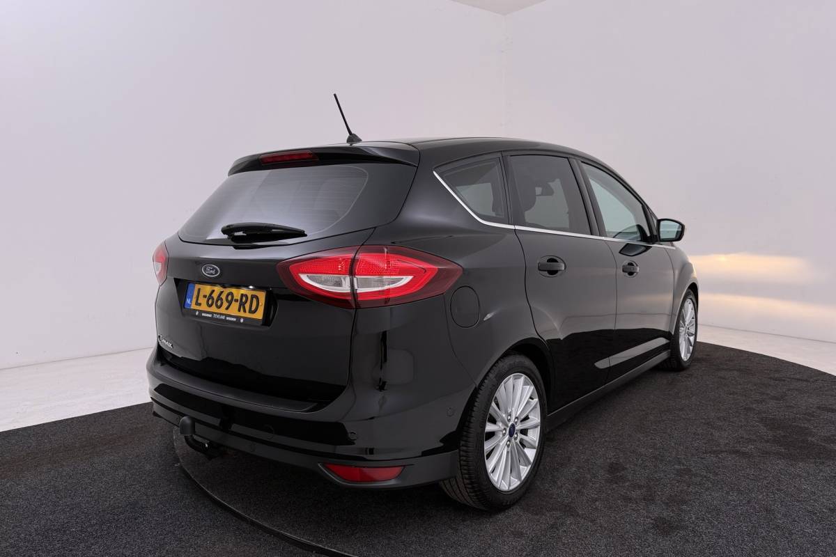 Ford C-MAX Ford C-Max 1.0 Titanium | Trekhaak | CarPlay | Camera | Climate Control | Keyless Entry/Start | Cruise Control |