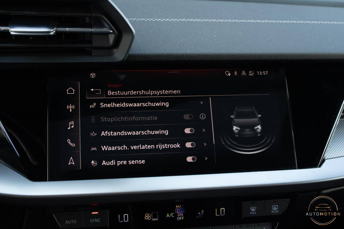 Audi A3 Audi A3 Sportback 45 TFSIe Sline Competition PANO MATRIX MAXTON KEYLESS