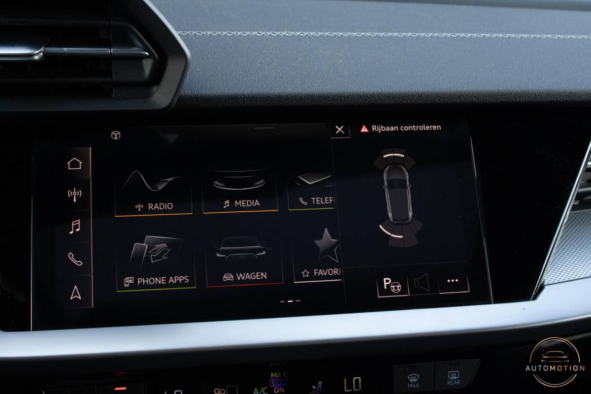 Audi A3 Audi A3 Sportback 45 TFSIe Sline Competition PANO MATRIX MAXTON KEYLESS