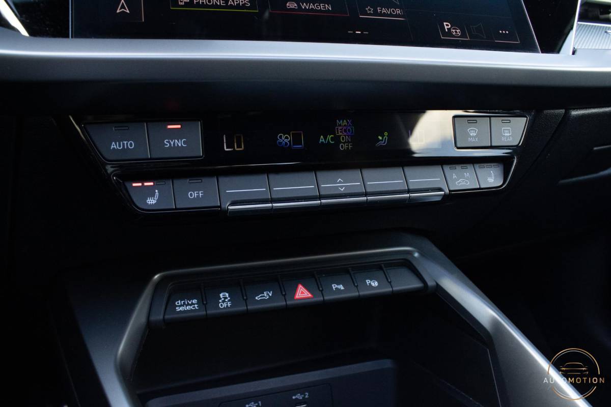 Audi A3 Audi A3 Sportback 45 TFSIe Sline Competition PANO MATRIX MAXTON KEYLESS