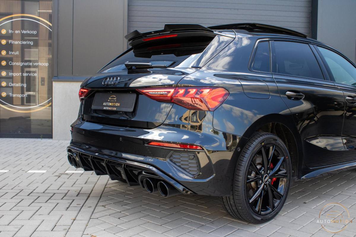 Audi A3 Audi A3 Sportback 45 TFSIe Sline Competition PANO MATRIX MAXTON KEYLESS