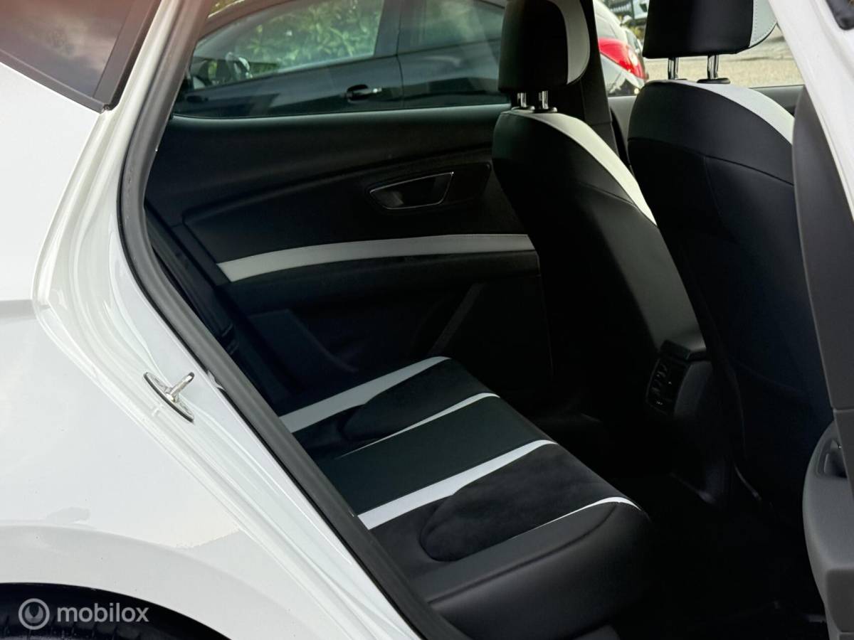 SEAT Leon Seat Leon 2.0 TSI Cupra 265 DSG|Seat Sound|LED|