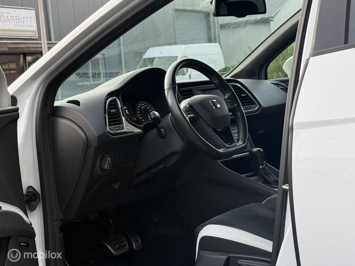SEAT Leon Seat Leon 2.0 TSI Cupra 265 DSG|Seat Sound|LED|