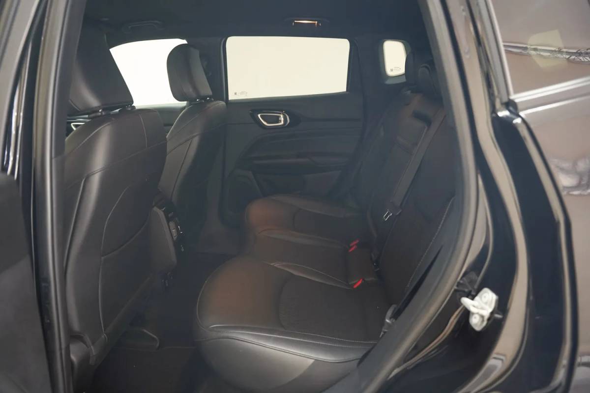Jeep Compass Jeep Compass 4xe 190 Plug-in Night Eagle Aut. [ Navi Camera Adapt.cruise ]