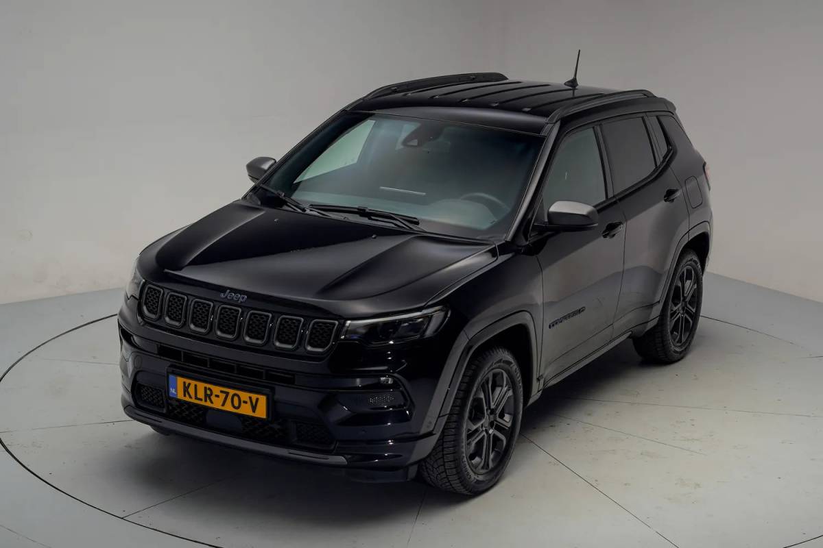 Jeep Compass Jeep Compass 4xe 190 Plug-in Night Eagle Aut. [ Navi Camera Adapt.cruise ]