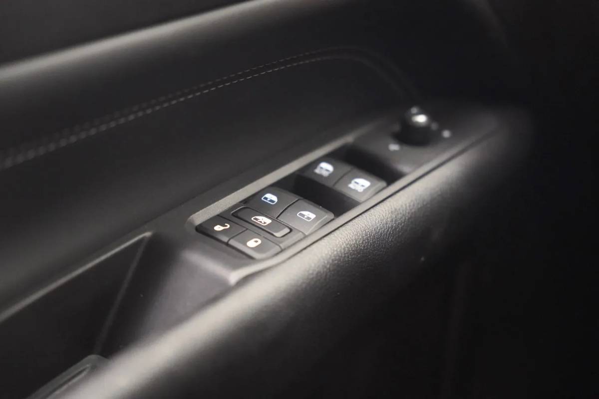 Jeep Compass Jeep Compass 4xe 190 Plug-in Night Eagle Aut. [ Navi Camera Adapt.cruise ]
