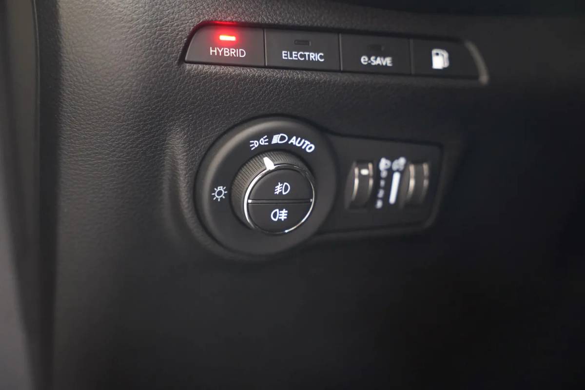 Jeep Compass Jeep Compass 4xe 190 Plug-in Night Eagle Aut. [ Navi Camera Adapt.cruise ]