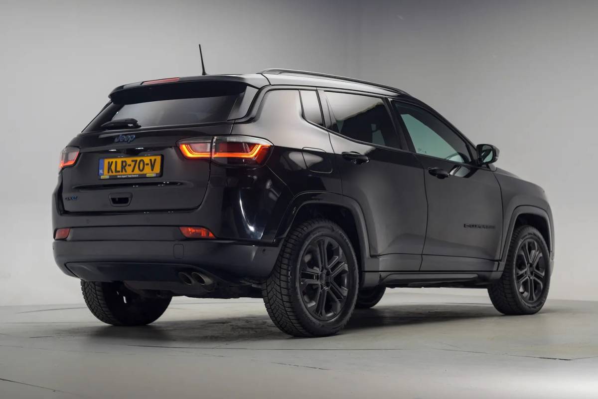 Jeep Compass Jeep Compass 4xe 190 Plug-in Night Eagle Aut. [ Navi Camera Adapt.cruise ]