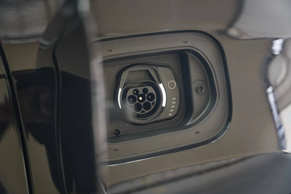 Jeep Compass Jeep Compass 4xe 190 Plug-in Night Eagle Aut. [ Navi Camera Adapt.cruise ]