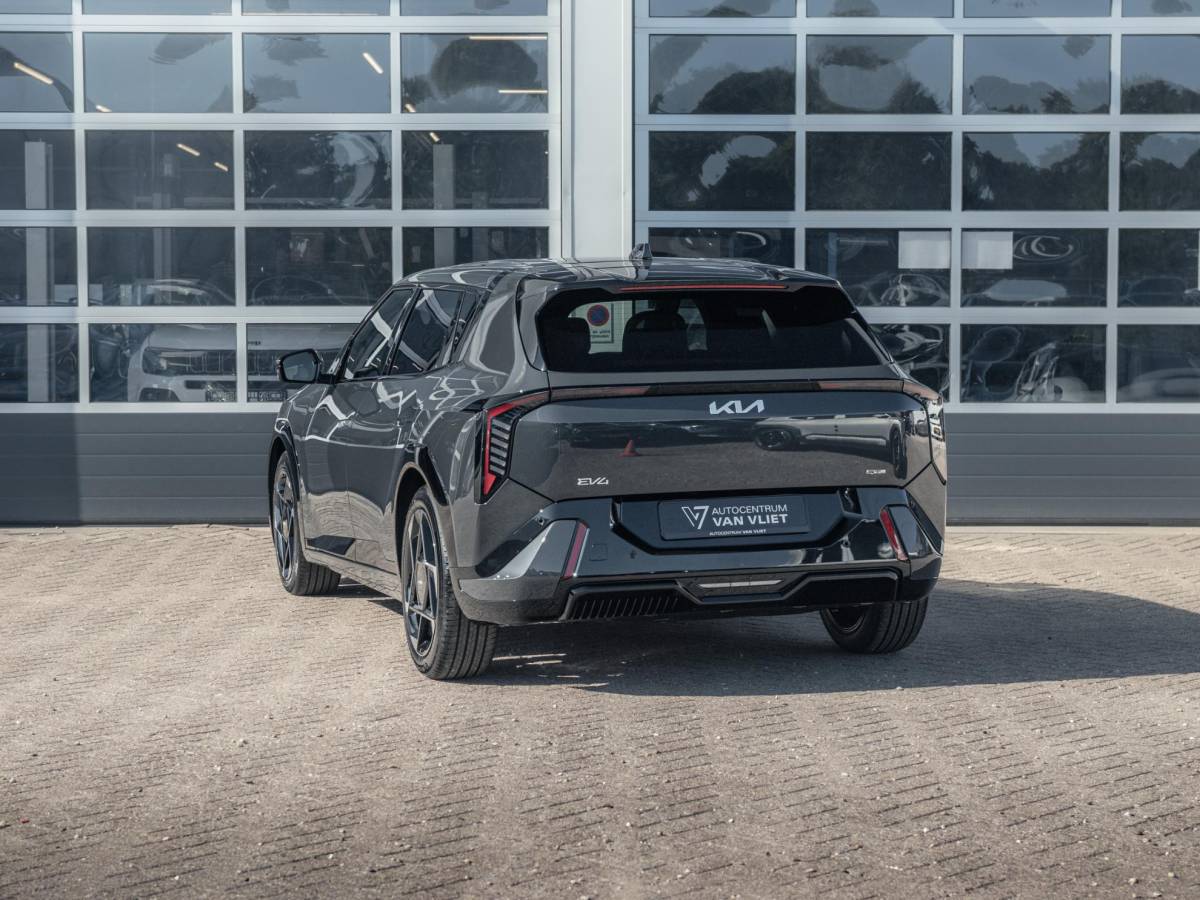 Kia EV4 Kia EV4 GT-Line Business Edition 81.4 kWh | Direct leverbaar | Rijk uitgerust | Gunstige fiscale waarde! | Navi. | Clima. | Adapt. Cruise. | Stoel&Stuur Verwarming | Dodehoek Assistentie | GT-Line Vegan Lederen Stoelbekleding